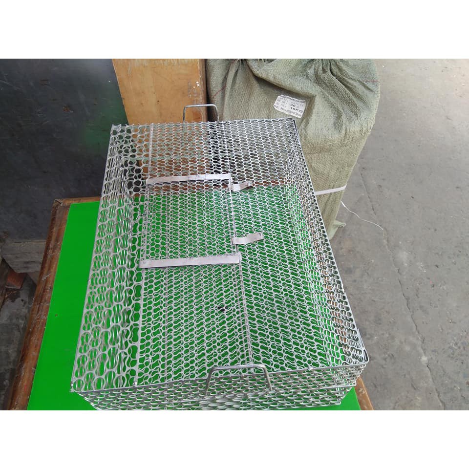 Lồng nhốt động vật nhỏ