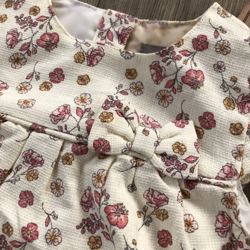 Váy hoa nhí Primark màu vàng