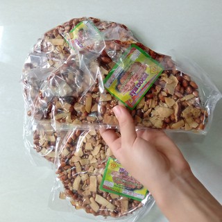 Kẹo đậu phộng phủ dừa khô size trung