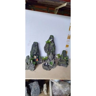 Hòn non bộ núi hồ cá