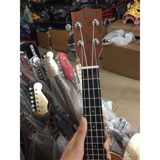 Đàn ukulele fender