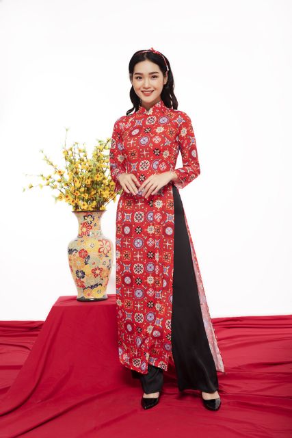 Sét áo dài đẹp cho mẹ và bé đệp nhẹ nhàng họa tiêt nổi bật hàng thiết kế cao cấp. Áo dài truyền thống