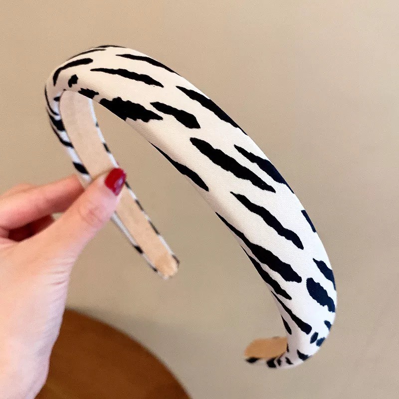 Bờm da báo A L E X chấm bi sang trọng nữ tính trẻ trung phong cách Hàn Quốc