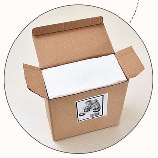 Tượng ông bà lão hạnh phúc đủ mẫu (Được chọn mẫu)