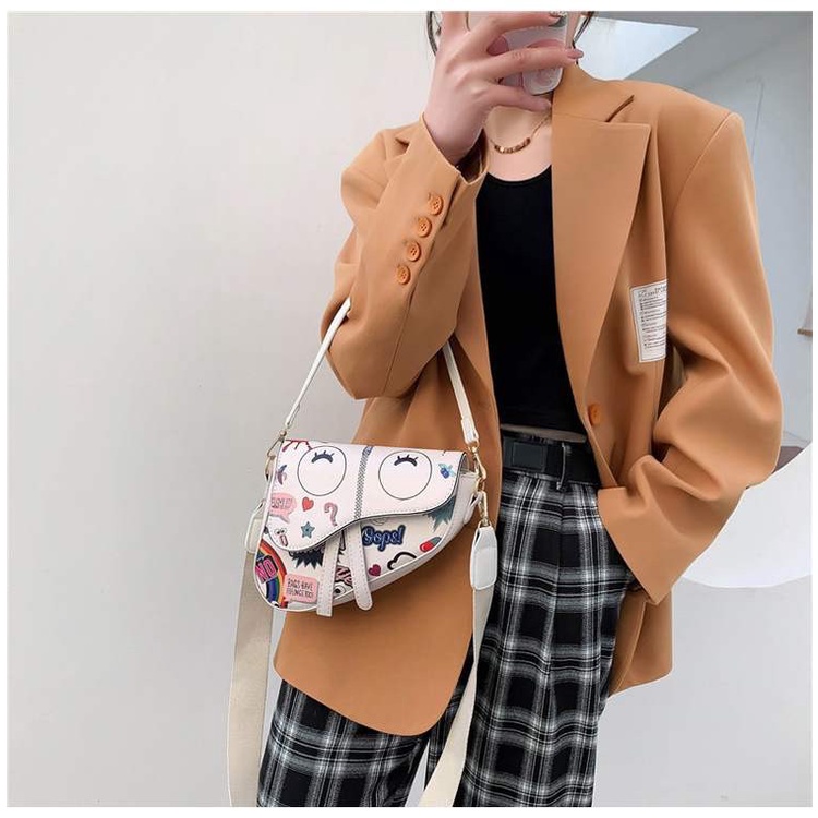 Túi xách đeo chéo nữ thời trang giá rẻ đẹp đi chơi phong cách hàn quốc dễ thương cute DC482