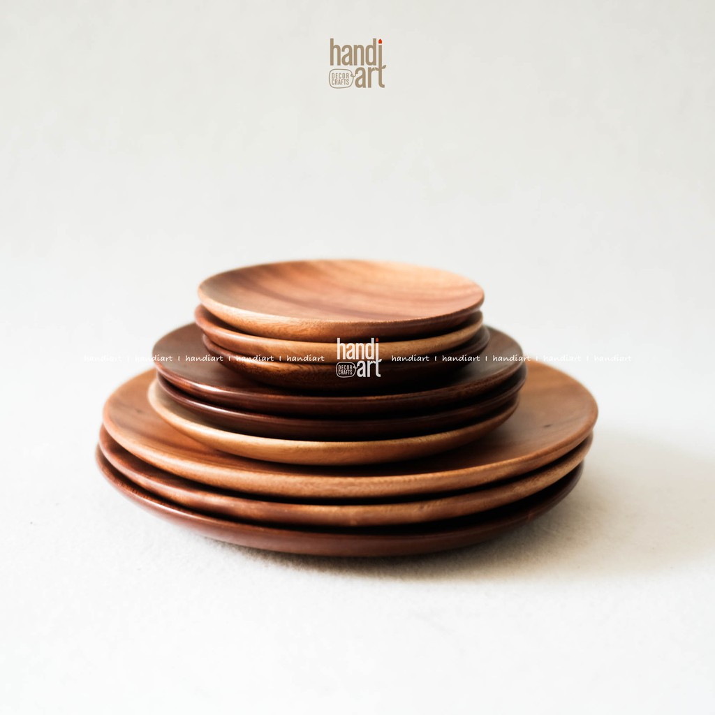 Đĩa gỗ tự nhiên trang trí bàn ăn