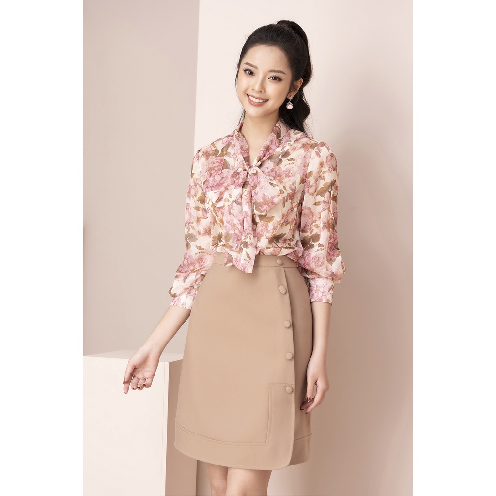 Chân Váy Chữ A Công Sở LUPERI LFCV5109 Thiết Kế Dải Cúc Tinh Tế, Vải Cotton Nhẹ Mát, Không Nhăn, Không Xù