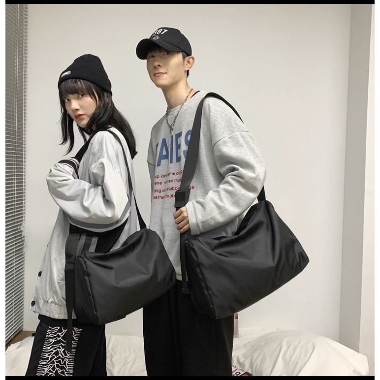 Túi Xách Đeo Chéo Thời Trang Cho Nam Nữ Size Lớn Form To Rộng Phong Cách Unisex Streetwear E'mer 80251 | WebRaoVat - webraovat.net.vn