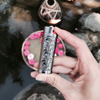 Bic J3 Pháp case hoa văn hợp kim