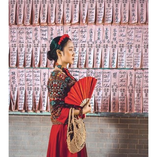 Bộ váy phong cách dân tộc màu đỏ (có sẵn)