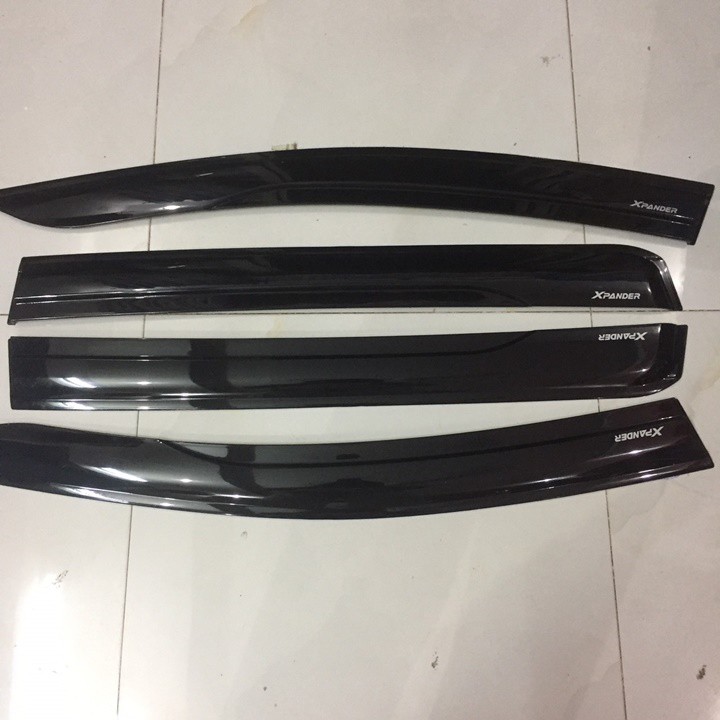 Vè che mưa đen logo từng xe Innova, Fortuner, Ranger, Xpander, Vios, Mazda 3 Sedan, Everest, I10,  Kona, Morning, Rush