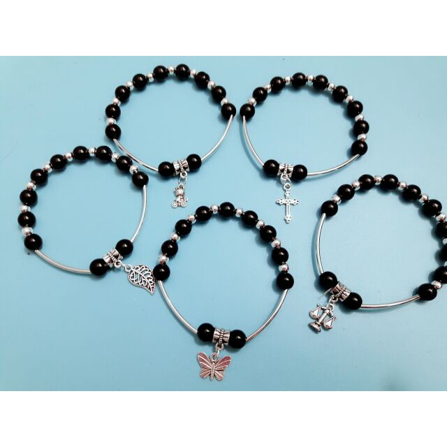 Vòng tay hạt đá đen 8mm