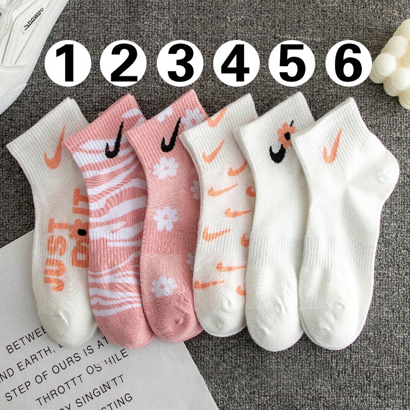 Vớ Thể Thao Chất Liệu Cotton Họa Tiết Hoa Anh Đào Ngọt Ngào Xinh Xắn