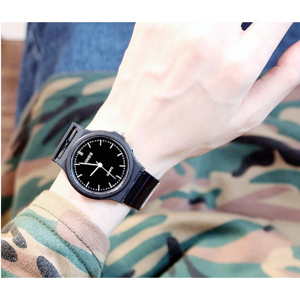 ĐỒNG HỒ NƯ DÂY CAO SU JINGIS 357NHIỀU MÀU PHONG CÁCH HÀN QUỐC | BigBuy360 - bigbuy360.vn