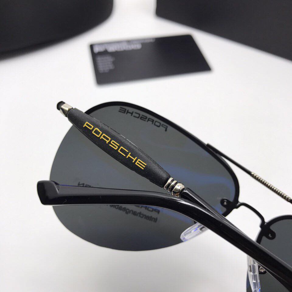 kính porsche pe08