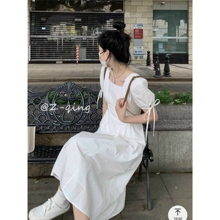 ĐẦM MIDI CỔ VUÔNG