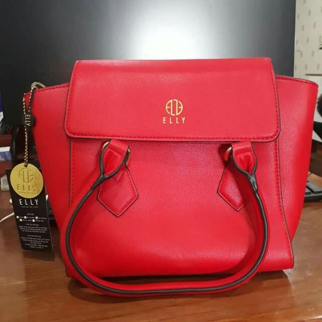 Túi Elly gửi Hường Thúy