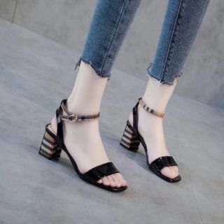 Xăng đan gót trụ 7cm