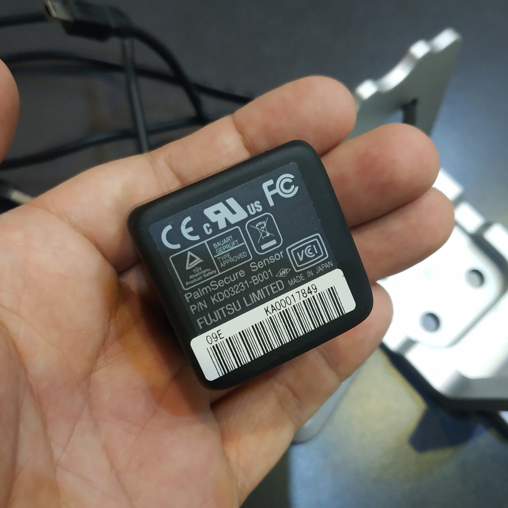 Hàng Chính Hãng,QUA SỬ DỤNG Cảm biến nhận dạng PalmSecure của Fujitsu