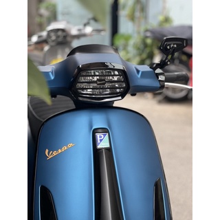 Ốp bảo vệ đèn pha Vespa Sprint
