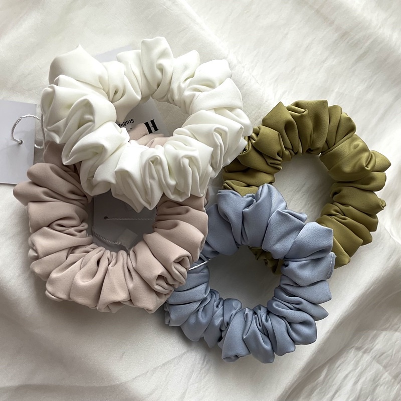 Buộc tóc S - SCRUNCHIES by HENDE studies vải lụa satin cao cấp