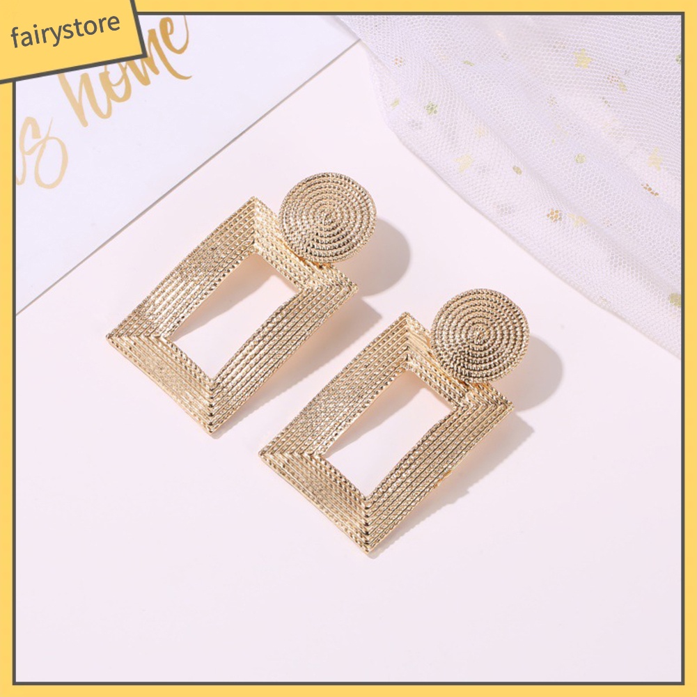 Khuyên Tai Nữ Trang Dáng Dài Tạo Hình Độc Đáo