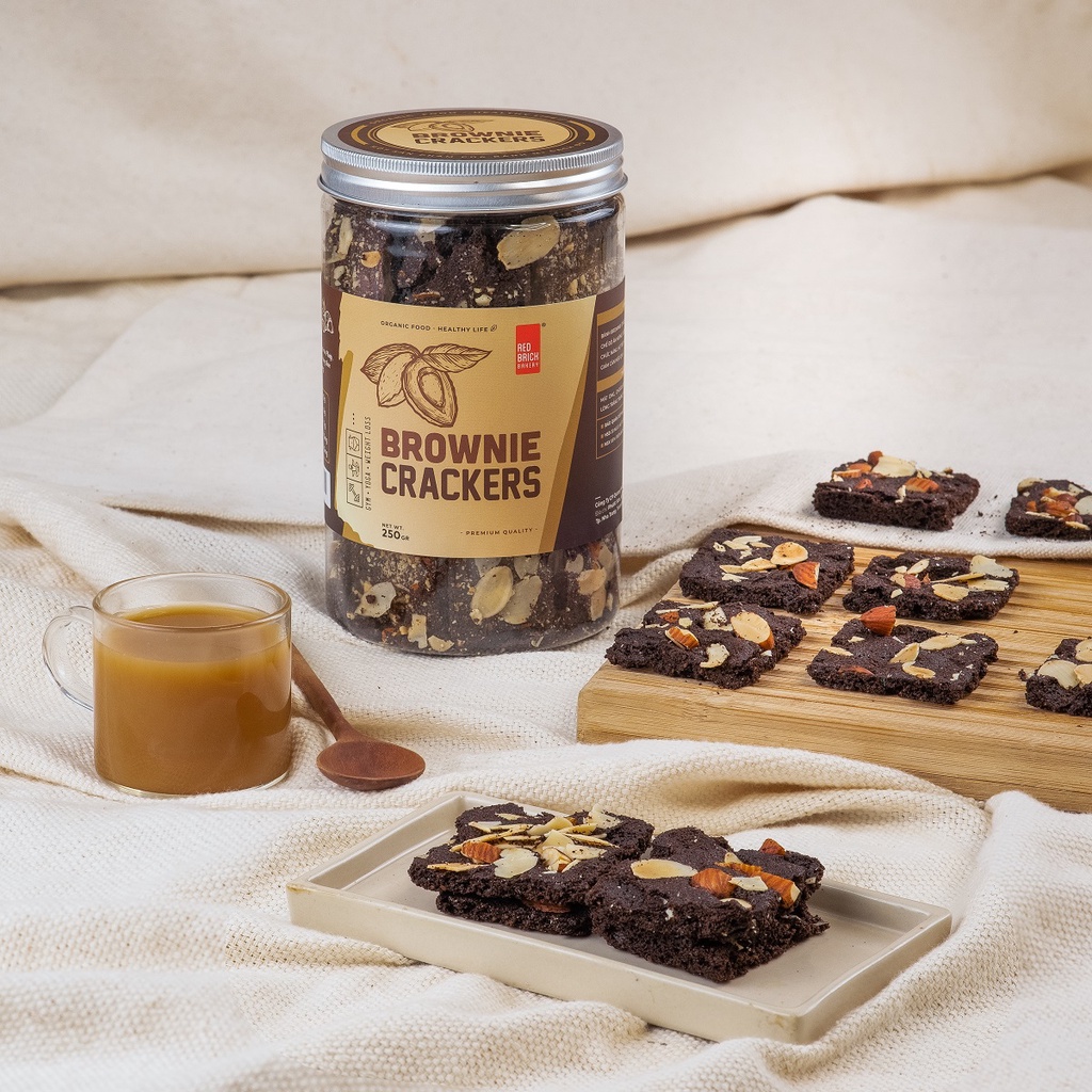 Bánh Brownie Crackers Chocolate Hạnh Nhân Thương Hiệu Gạch Đỏ 250gr Dành Cho Ăn Kiêng Eatclean Chuẩn Healthy