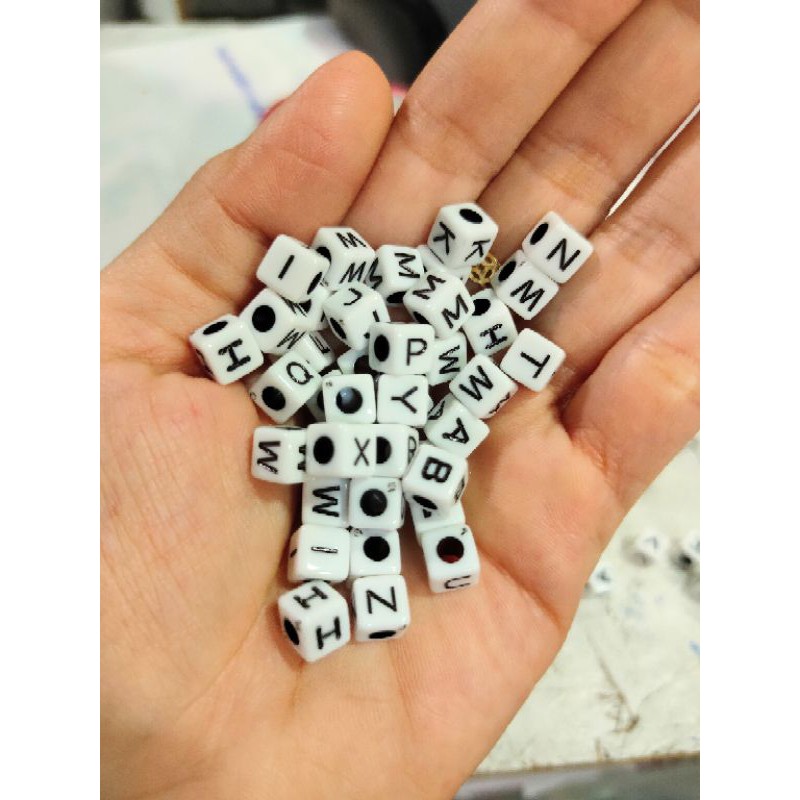 TC HẠT NHỰA 7mm/ chữ cái (bịch 24 chữ cái)/(mix) HỎA TỐC