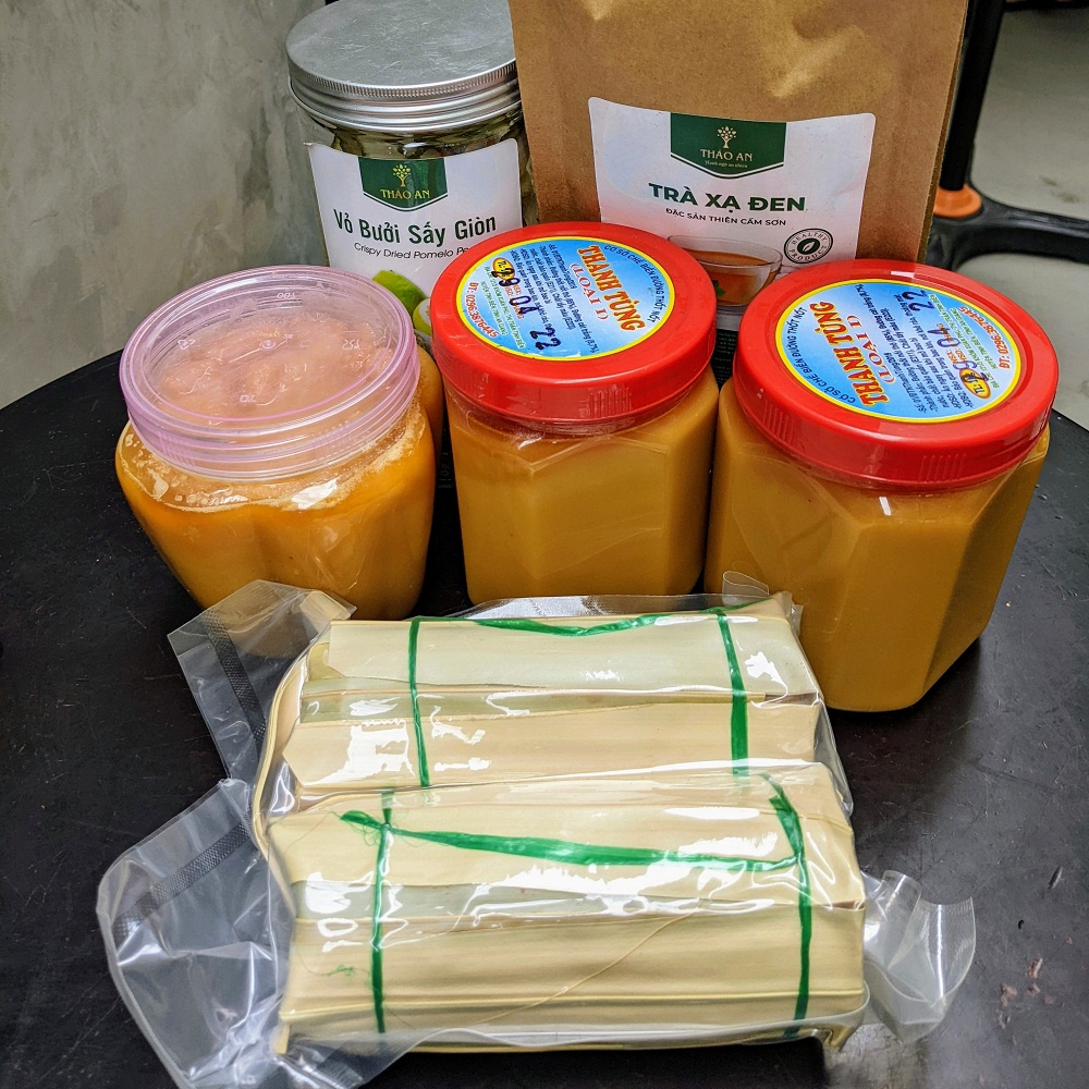 Đường thốt nốt dạng mềm hiệu Thanh Tùng hủ 1KG  - HSD 6 tháng