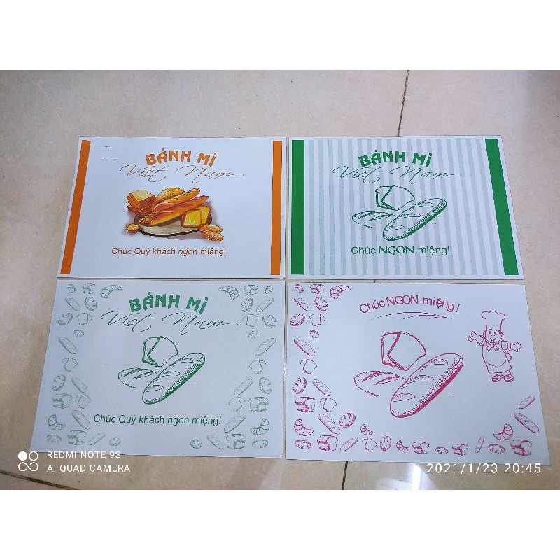 Khoảng 1kg ( Khoảng 550 tờ ) Giấy Gói Bánh Mì 15*20cm