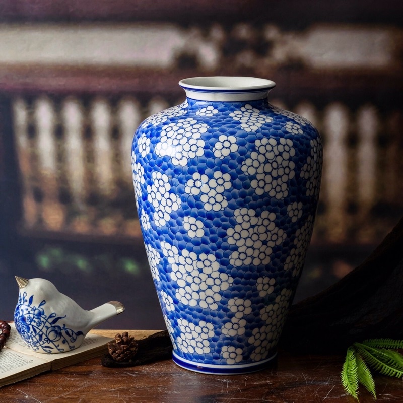 LỌ HOA MEN LAM HÀNG VẼ TAY TRUYỀN THỐNG CỦA BÁT TRÀNG H40Cm