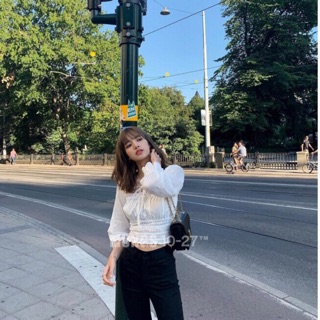 Áo croptop crop top Lisa tay phồng trắng eo chun gân body thắt dây
