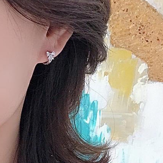 Bông tai nơ bạc đá chữ nhật cao cấp, chân ái của các nàng thơ Mainomi Shop Bạc Xinh