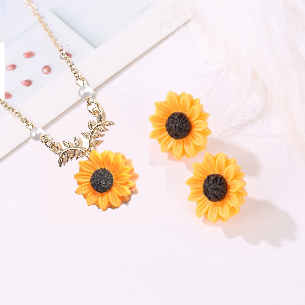 Bộ Dây Chuyền + Bông Tai Hình Hoa Hướng Dương Có Đính Ngọc Trai Giả