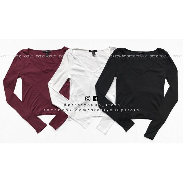 Áo croptop tay dài cổ tim F21
