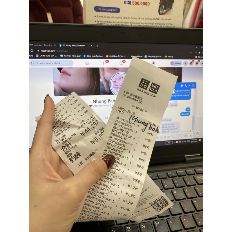 Áo len tăm cổ 3 phân uniqlo