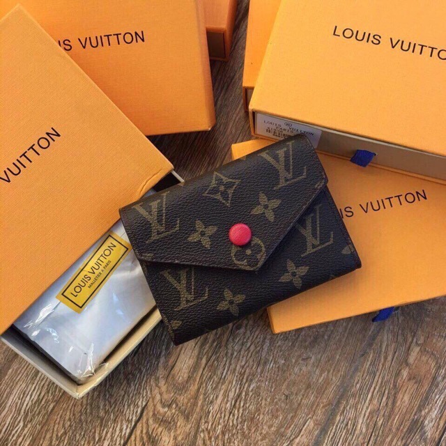 Ví Eo Vi ngắn cúc gập loại đẹp ảnh thật (full hộp) | BigBuy360 - bigbuy360.vn