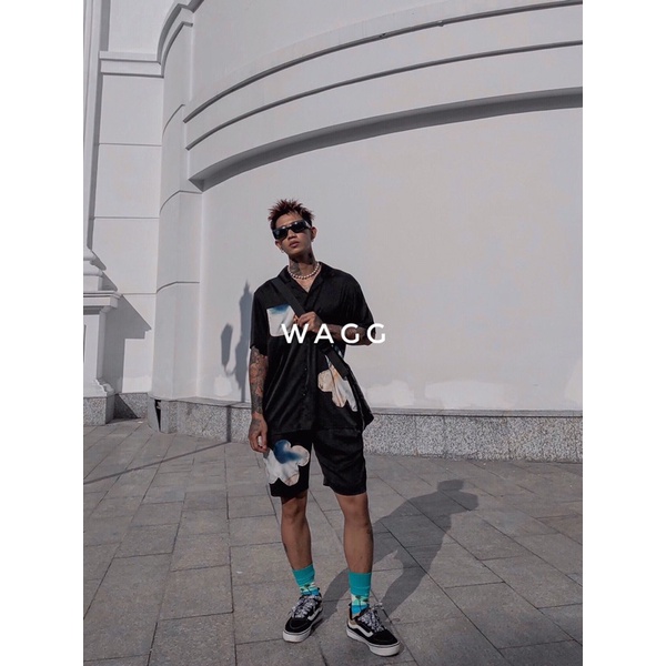 Set sơ mi và quần soóc đen lụa thô vá hoạ tiết WAGG cao cấp