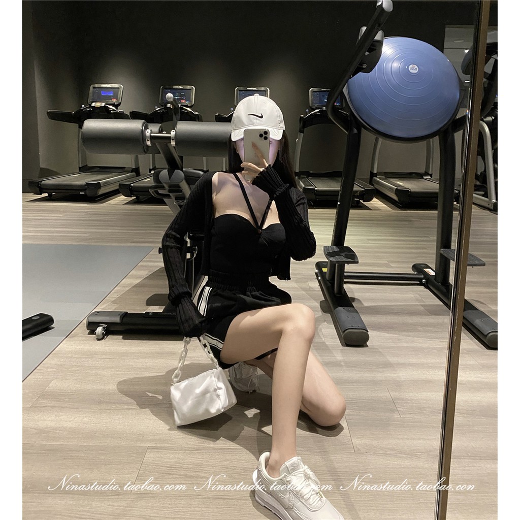 Áo Nữ Sành Điệu Thời Trang Hàn Mới