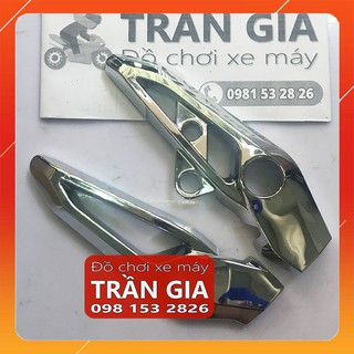 Ốp gác chân trước winner X
