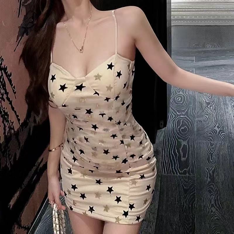 VÁY HAI DÂY BODY BÓ EO CỰC SEXY MẶC ĐU BAR TIỆC ĐI CHƠI BẠN BÈ DỄ MẶC DỄ PHỐI HAI MÀU CÓ HÌNH SAO HOT TIK TOK ( CÓ SẴN)