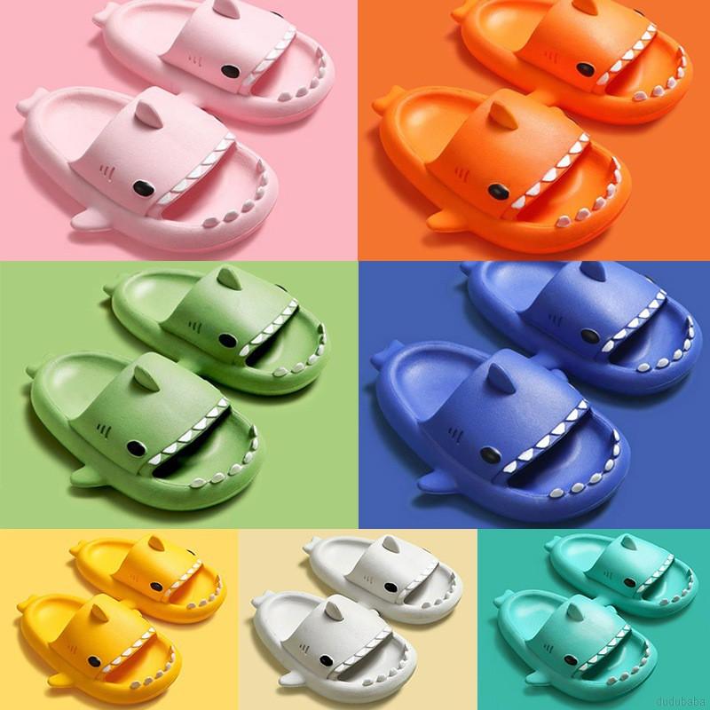 Dép sandal đế mềm chống trượt in hoạt hình cho bé