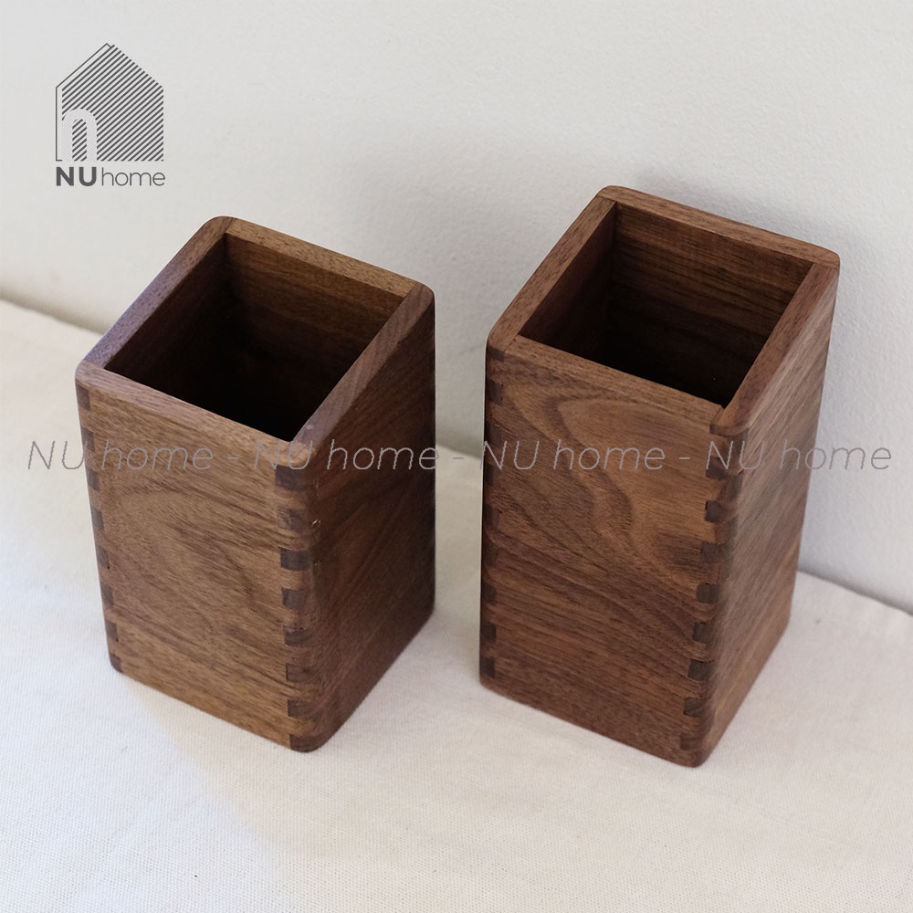 nuhome.vn | Ống đựng đũa muỗng - Hioki, được thiết kế đơn giản mộc mạc bằng chất liệu gỗ cao cấp theo phong cách Nhật