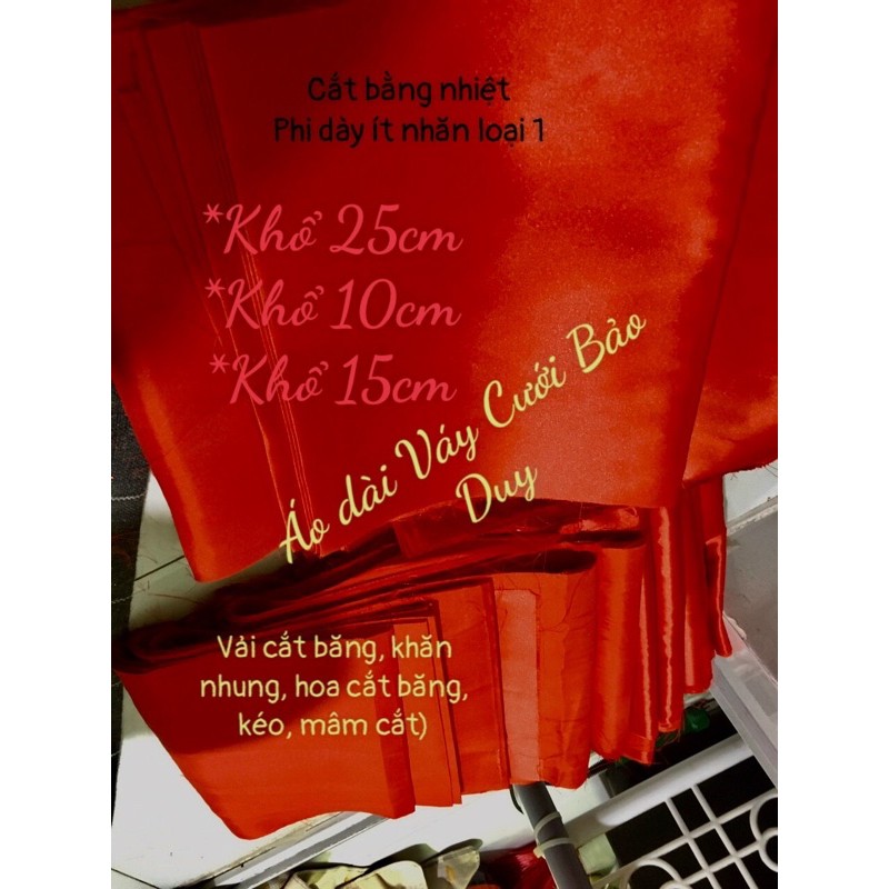 Vải cắt băng khai trương khánh thành