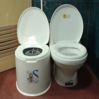 Bô vệ sinh di động cho người già vô cùng chắc chắn không kèm ống dấy VIETNHAT