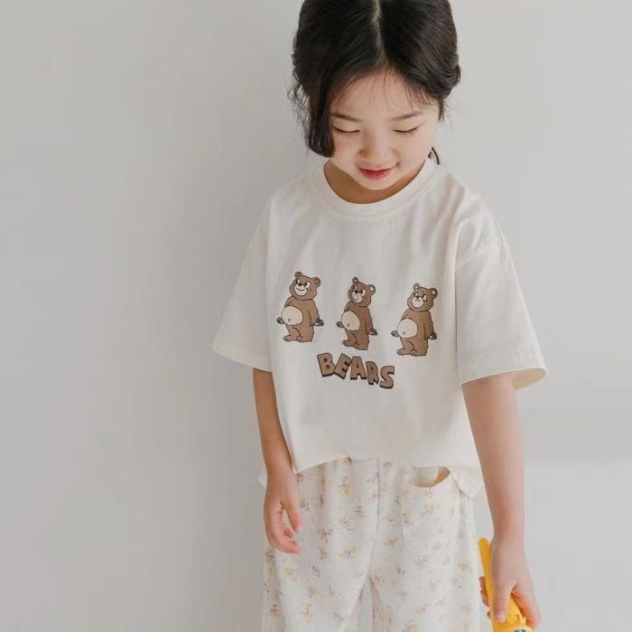 Áo Thun Tay Ngắn Cổ Tròn In Hình Ba Chú Gấu Dễ Thương Thời Trang Mùa Hè Cho Bé