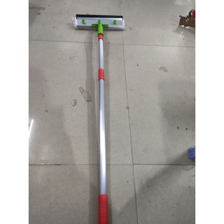 cây gạt nước lau cửa kính tiện dụng