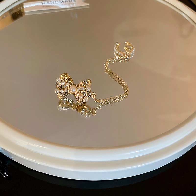 Bông Tai Hình Chữ C Đính Đá Ngọc Trai Thời Trang Hàn Quốc Cho Nữ