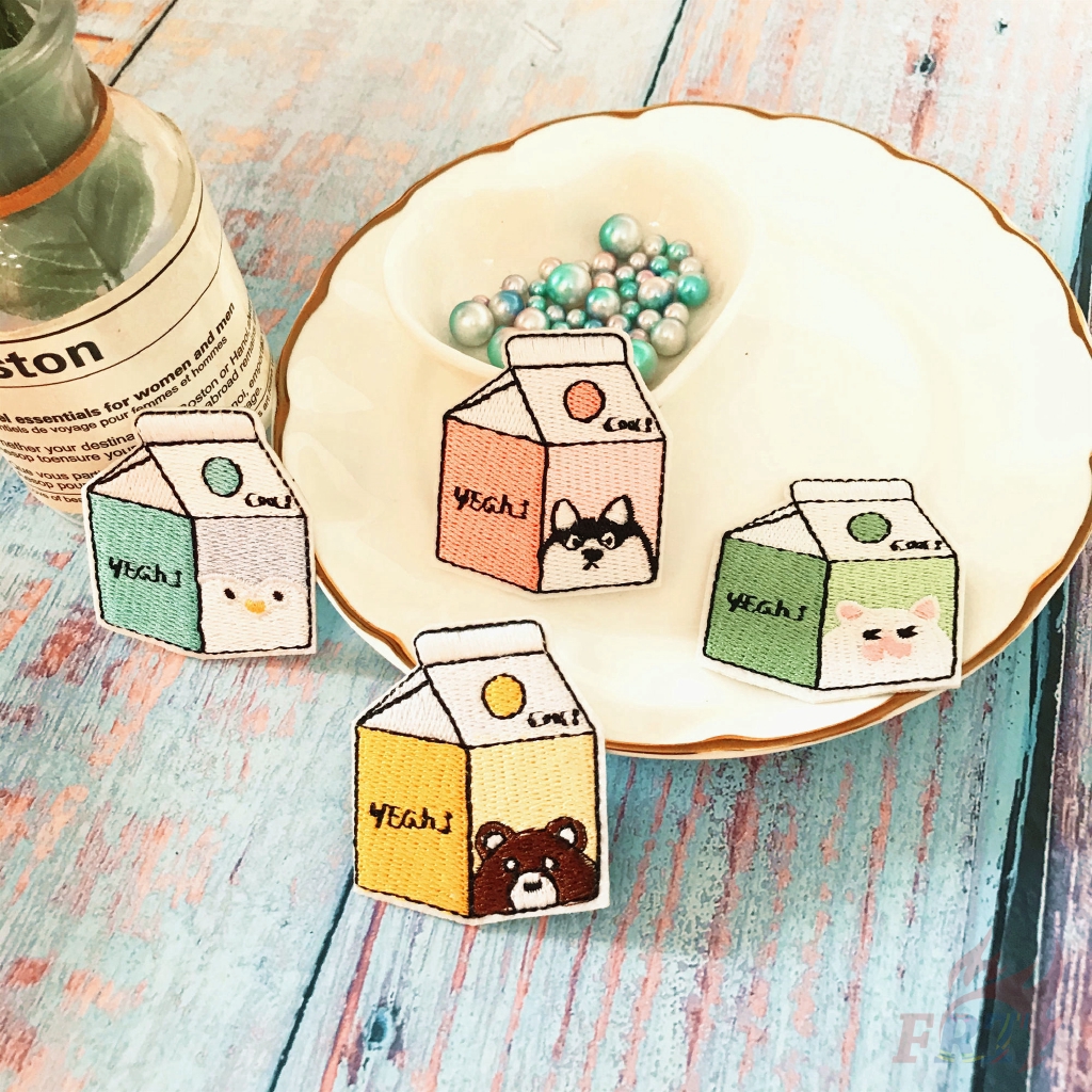 Miếng dán quần áo hình bình sữa hoạt hình