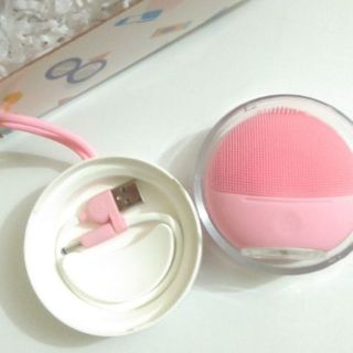 Máy rửa mặt halio sensitive